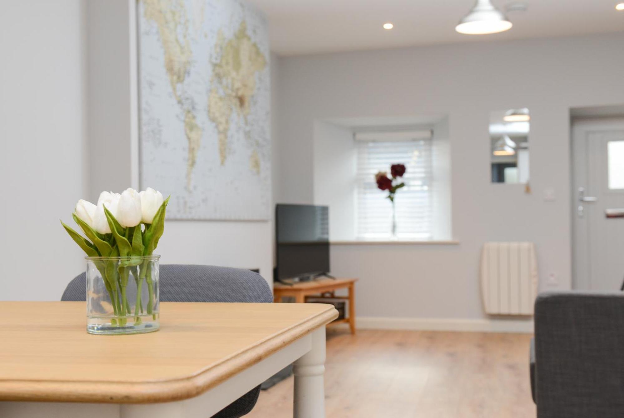 The Red Keep Fab Location - Two Bed - Two Bathrooms -Townhouse Galway Esterno foto